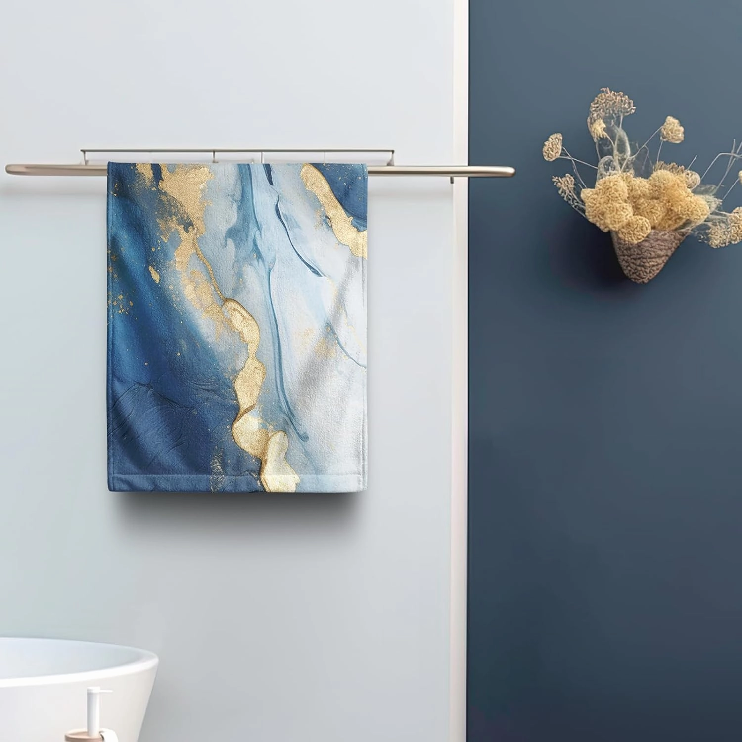 Blue Marble Hand Towels for Bathroom Abstract Modern Kitchen Towel Luxury Painting Fingertip Towels Gold Foil Face Towels Soft Absorbent Cotton Bath Towel for Guest Home Decor 2Pcs