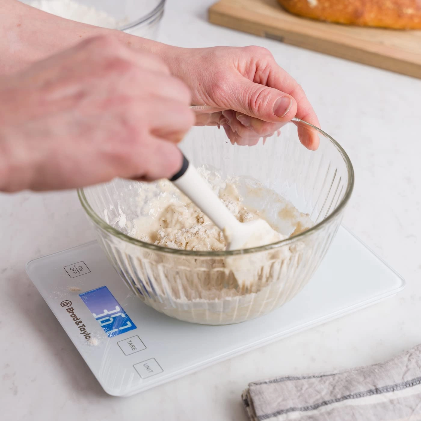 Brod & Taylor High Capacity Baking & Kitchen Scale | (15kg / 33lbs Max)