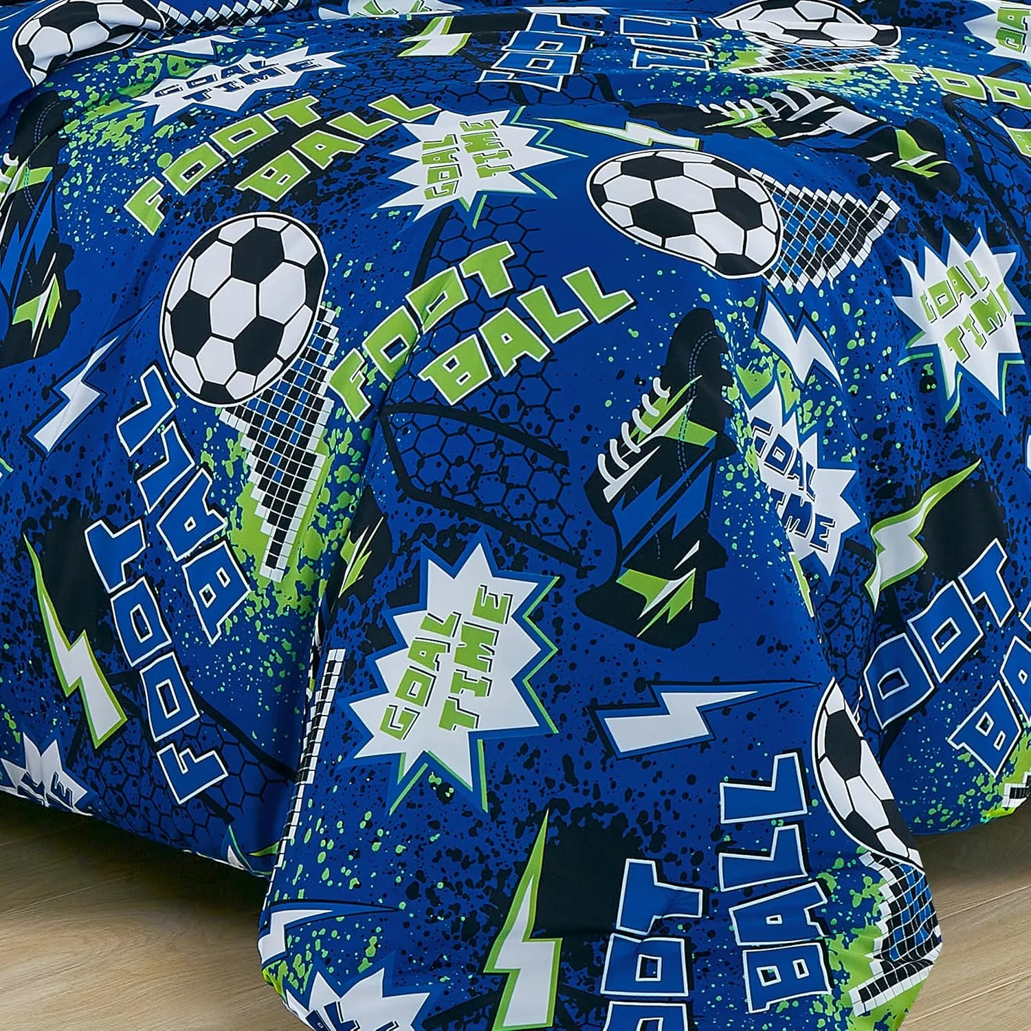 Chezmoi Collection 4-Piece Kids Football Soccer Bedding Comforter Set Full/Queen Size - Soft Microfiber Blue Green Black White Printed Football Soccer Sports for Kids/Teens