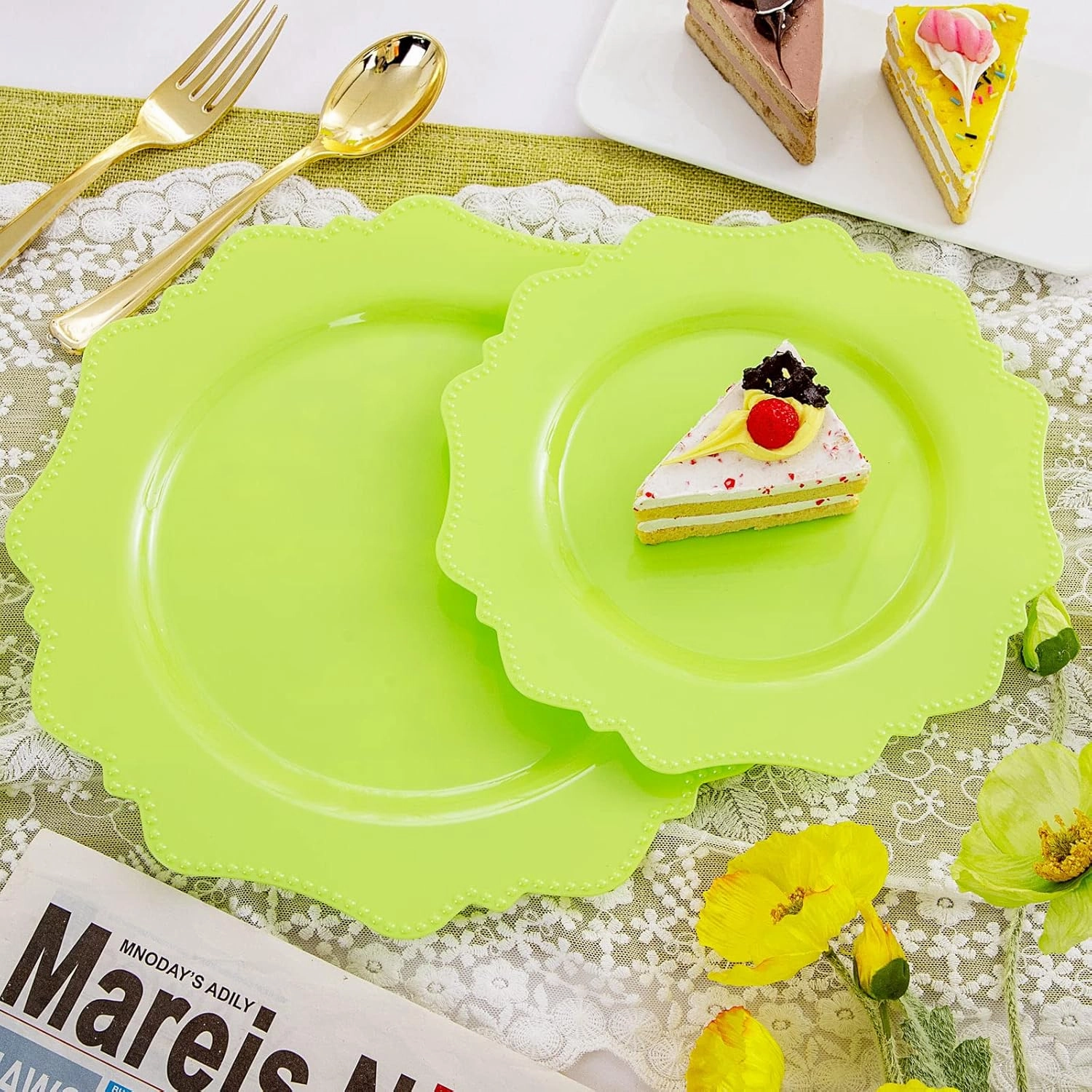 COLOSUS Disposable Plastic Plates 60Pcs, Light Green Party Plates, Heavy Duty 30 Dinner plate 10.5” and 30 Salad/Dessert Plate 8.25” for Easter Party Dinner