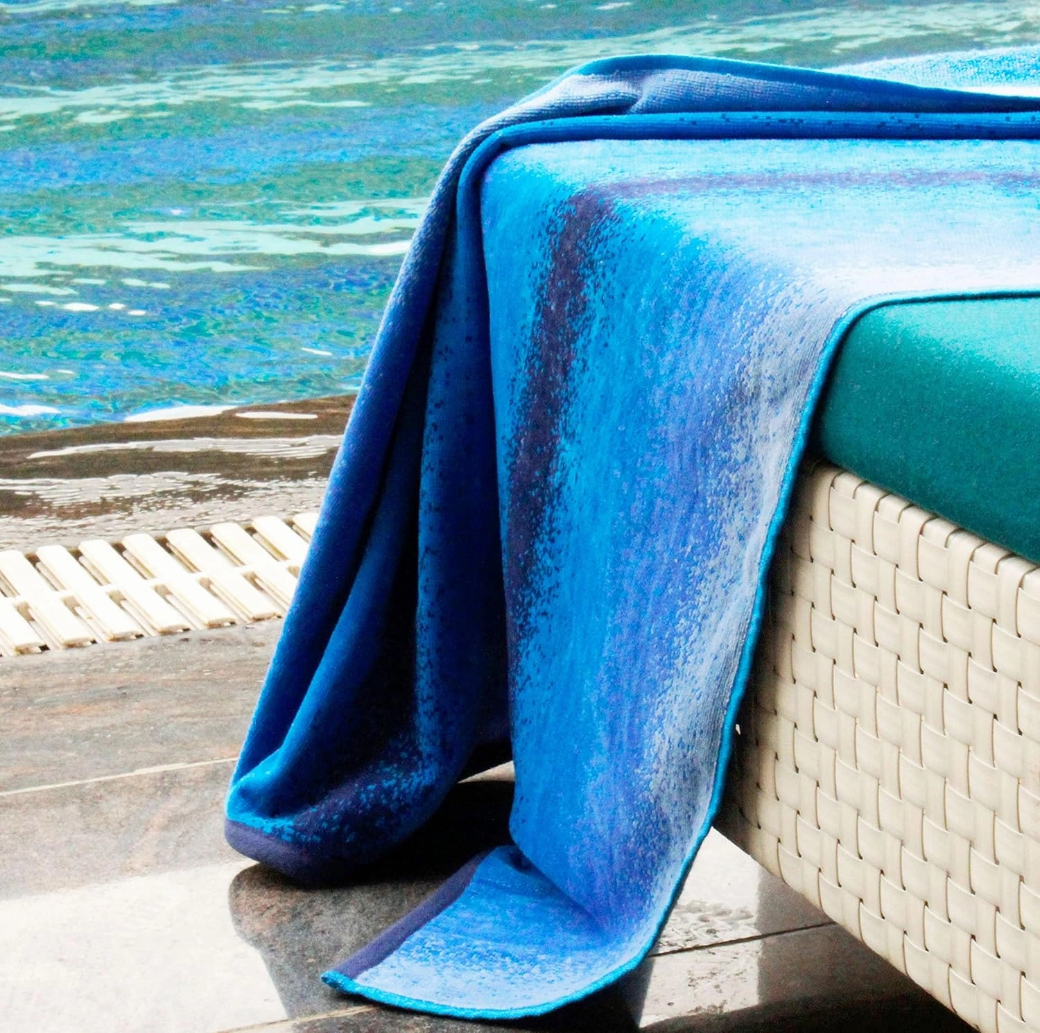 COTTON CRAFT Ombre Stripe Extra Wide Beach Towel for Two - 58x68 - Pure Cotton - Double Woven Jacquard Thick Plush Super Soft Luxurious Velour Pile - Pool Picnic Bath - 450 GSM - Blue