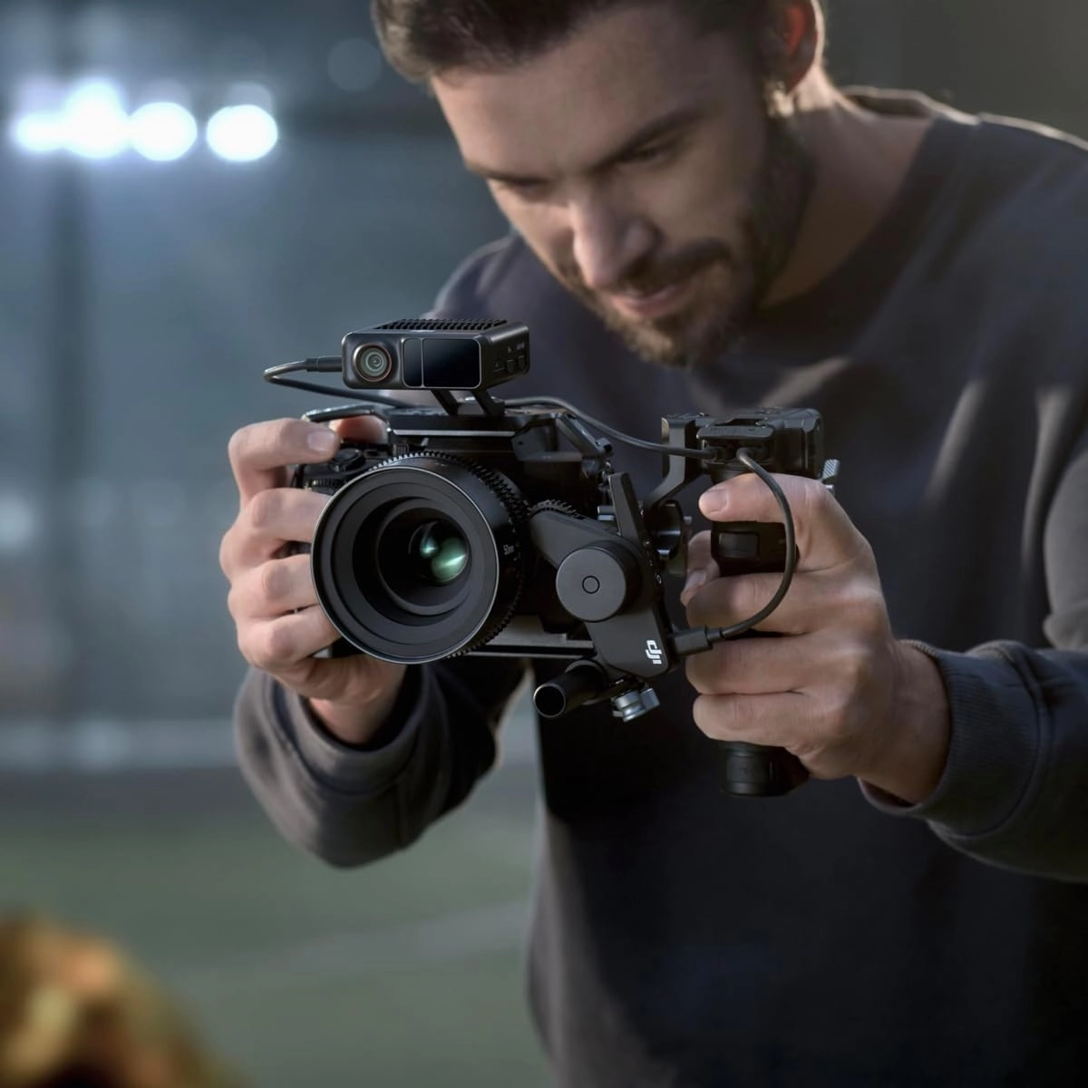 DJI Focus Pro Creator Combo, AMF Lens Control System, 20-Meter Subject Focusing, 76,800 LiDAR Ranging Points, AI Recognition, FIZ Lens Control Hand Unit, Compatible with DJI PRO Ecosystem