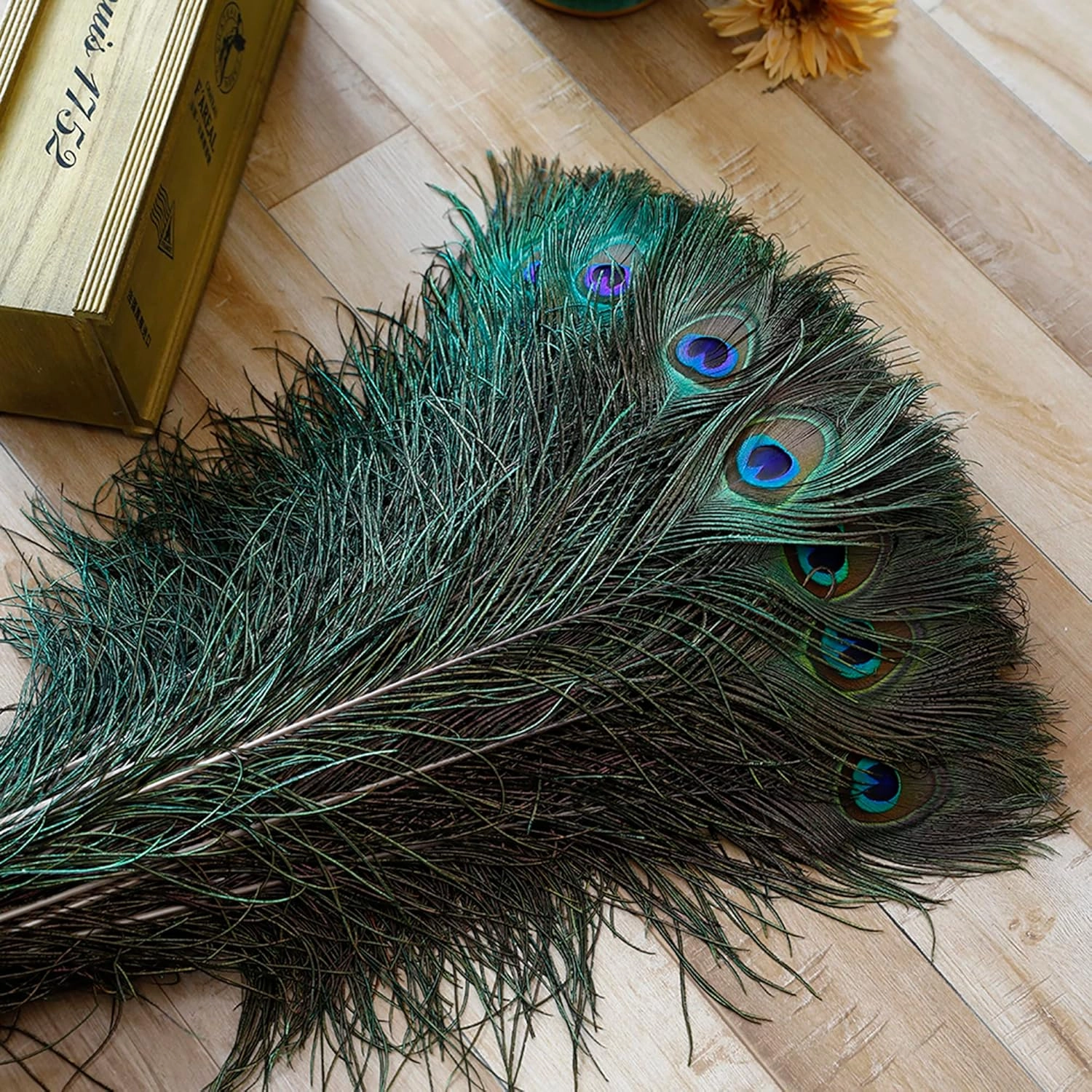 Larryhot Craft Peacock Feathers Bulk - 40pcs 18-20 inches Feathers for DIY Crafts, Wedding, Home and Holiday Party Decorations
