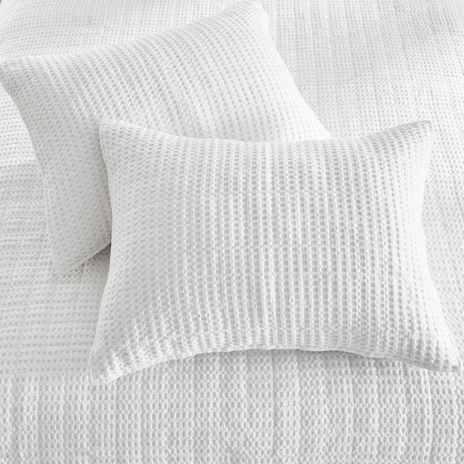 Levtex Home - Mills Waffle - Full/Queen Quilt Set - Bright White Cotton Waffle - Quilt Size (88 x 92in.), Sham Size (26 x 20in.)