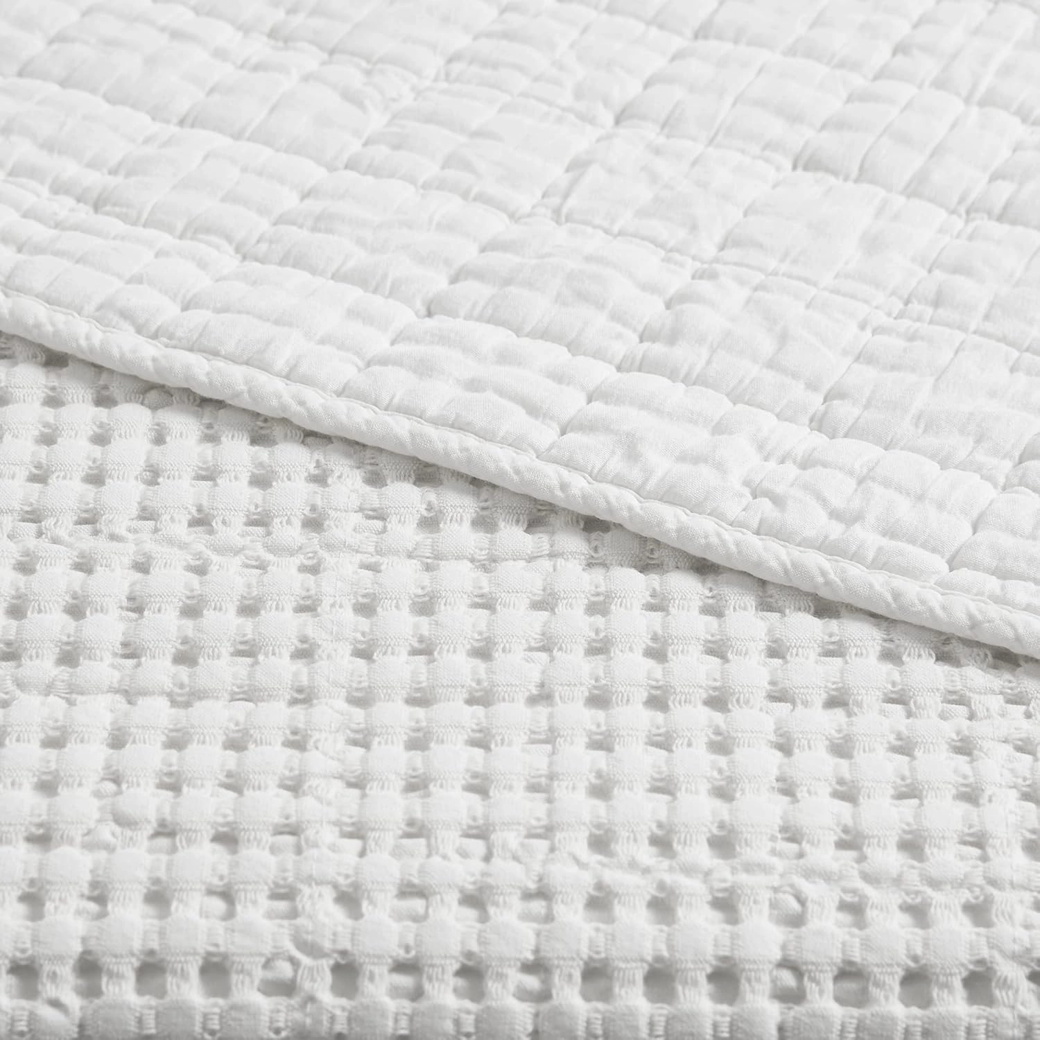 Levtex Home - Mills Waffle - Full/Queen Quilt Set - Bright White Cotton Waffle - Quilt Size (88 x 92in.), Sham Size (26 x 20in.)