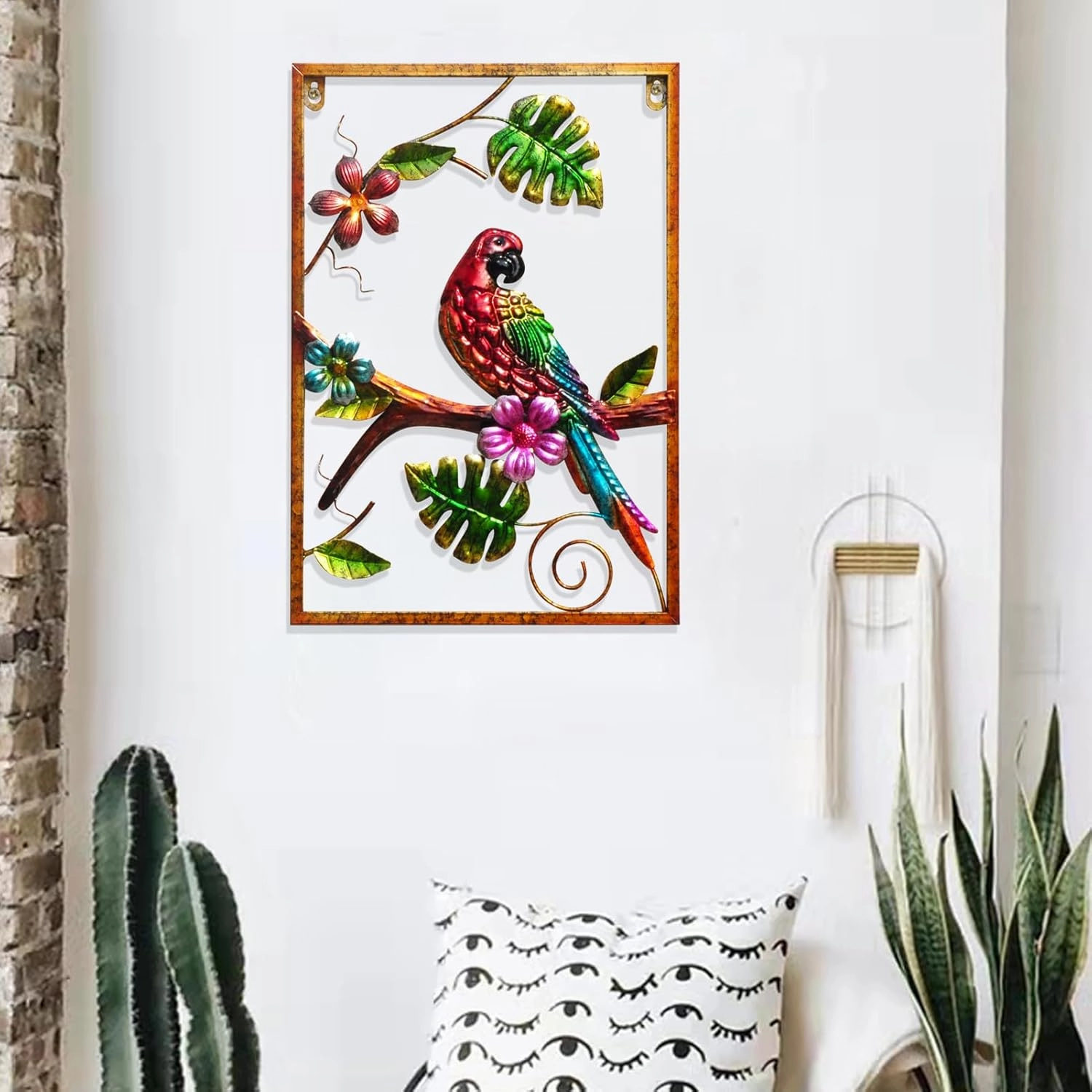 Metal Parrot Wall Art Parrot Wall Decor Tropical Outdoor Art Wall Decor 3D Metal Bird Wall Sculpture Suitable for Living Room Bedroom Bathroom Study Room Home Gifts