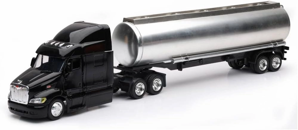 NewRay Peterbilt Model 387, Flatbed W/Round Hay Bales, 1:43 Diecast