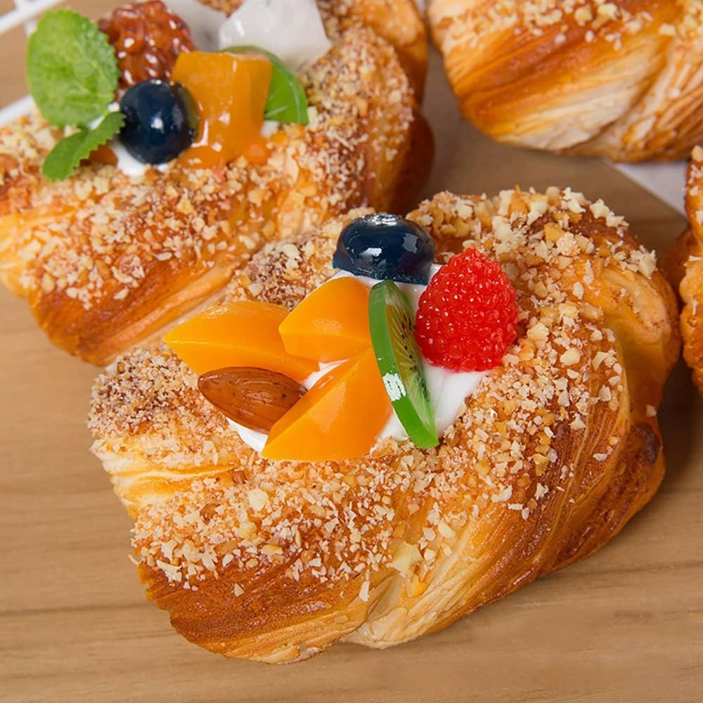 Nice purchase 2pcs Artificial Food Bread Tart Pie Dessert Simulation Model Fake Cake Mousse Fruit Bakery Photography Props Decor (Flower Shape)