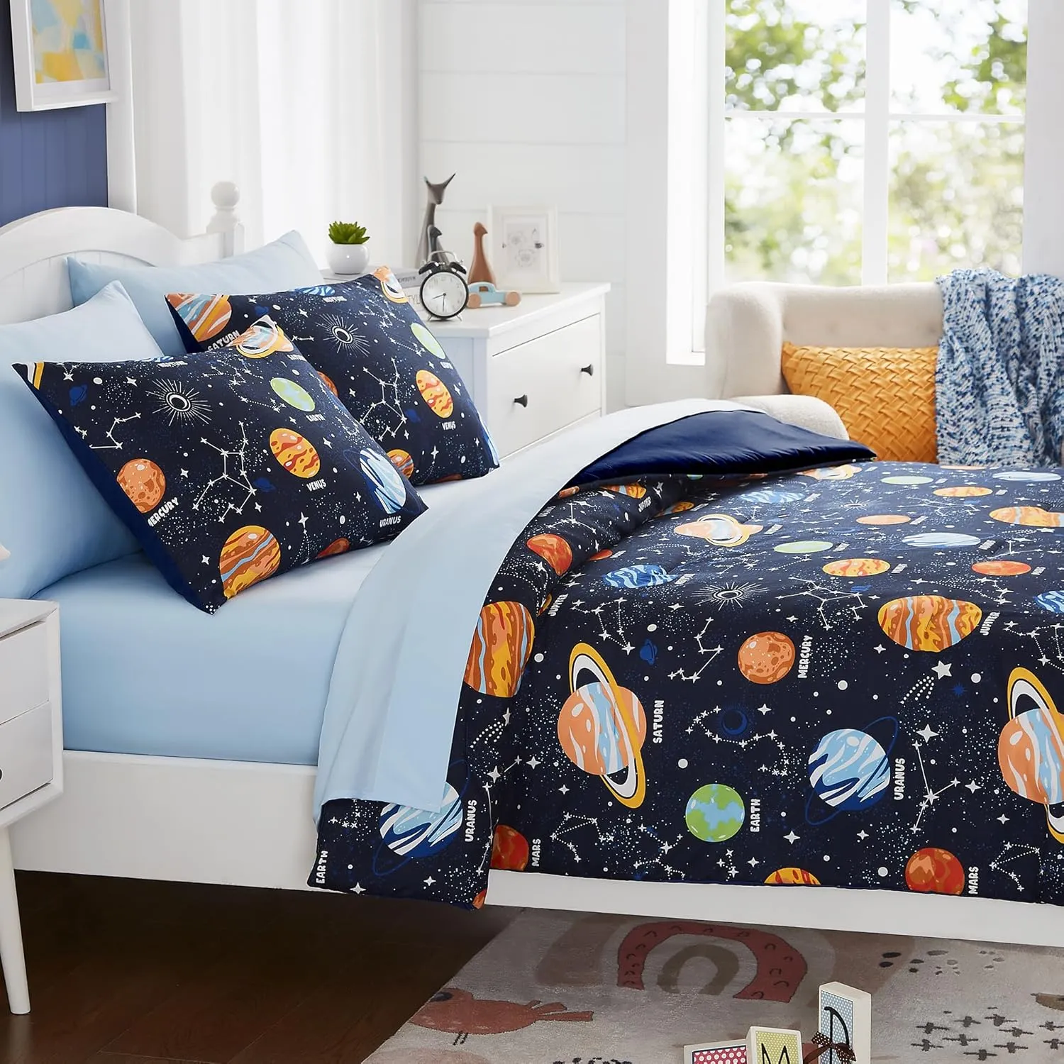 Twin Kids Comforter Set - 5 Pieces Twin Bedding Sets for Boys Girls Teen, Glow in The Dark Space Bed in A Bag with Sheets