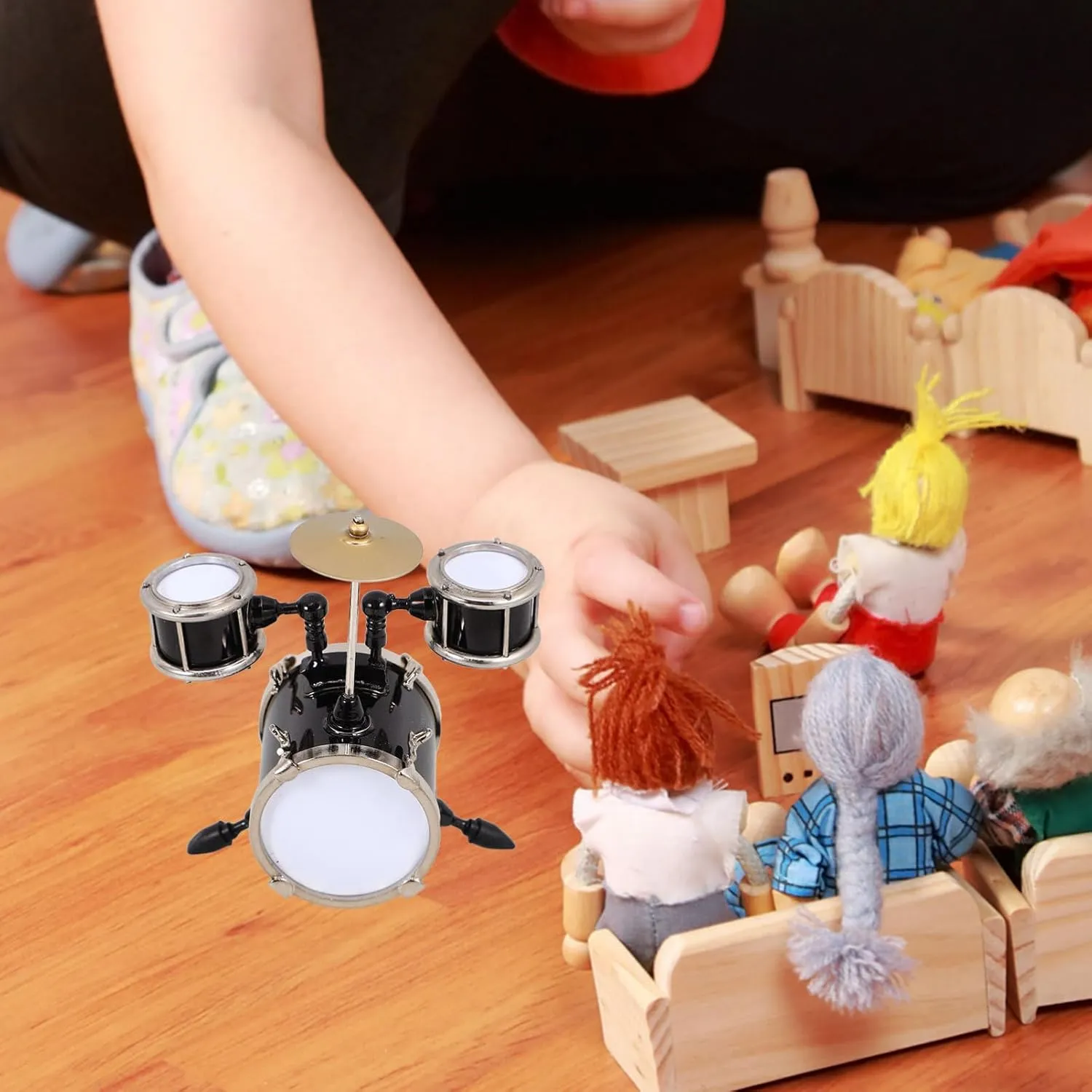 Unomor 4pcs Mini Instrument Set Mini Musical Instruments Decorative Ornaments Miniature Drums for Landscape