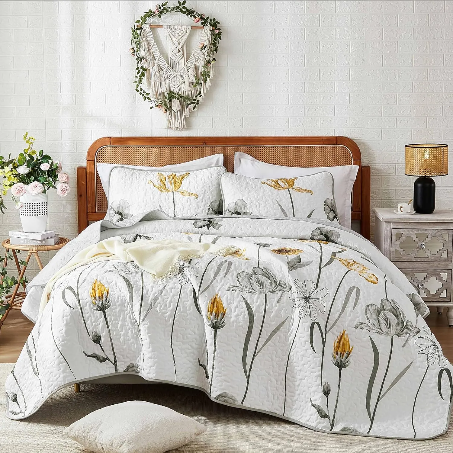 WONGS BEDDING Floral Quilt Set King,Grey and Yellow Bedspread Coverlet Bedding Set with 2 Pillowcase,Lightweight Cute Summer Floral Bedding Set for All Season (104"x90")