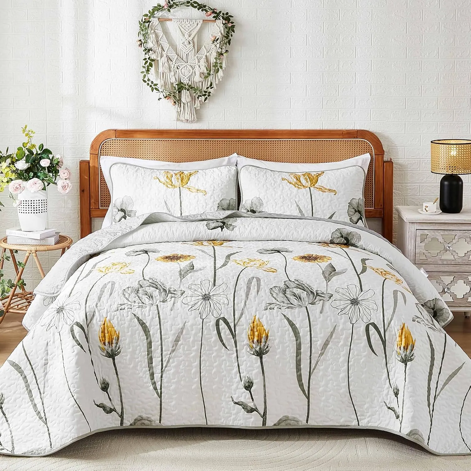 WONGS BEDDING Floral Quilt Set King,Grey and Yellow Bedspread Coverlet Bedding Set with 2 Pillowcase,Lightweight Cute Summer Floral Bedding Set for All Season (104"x90")