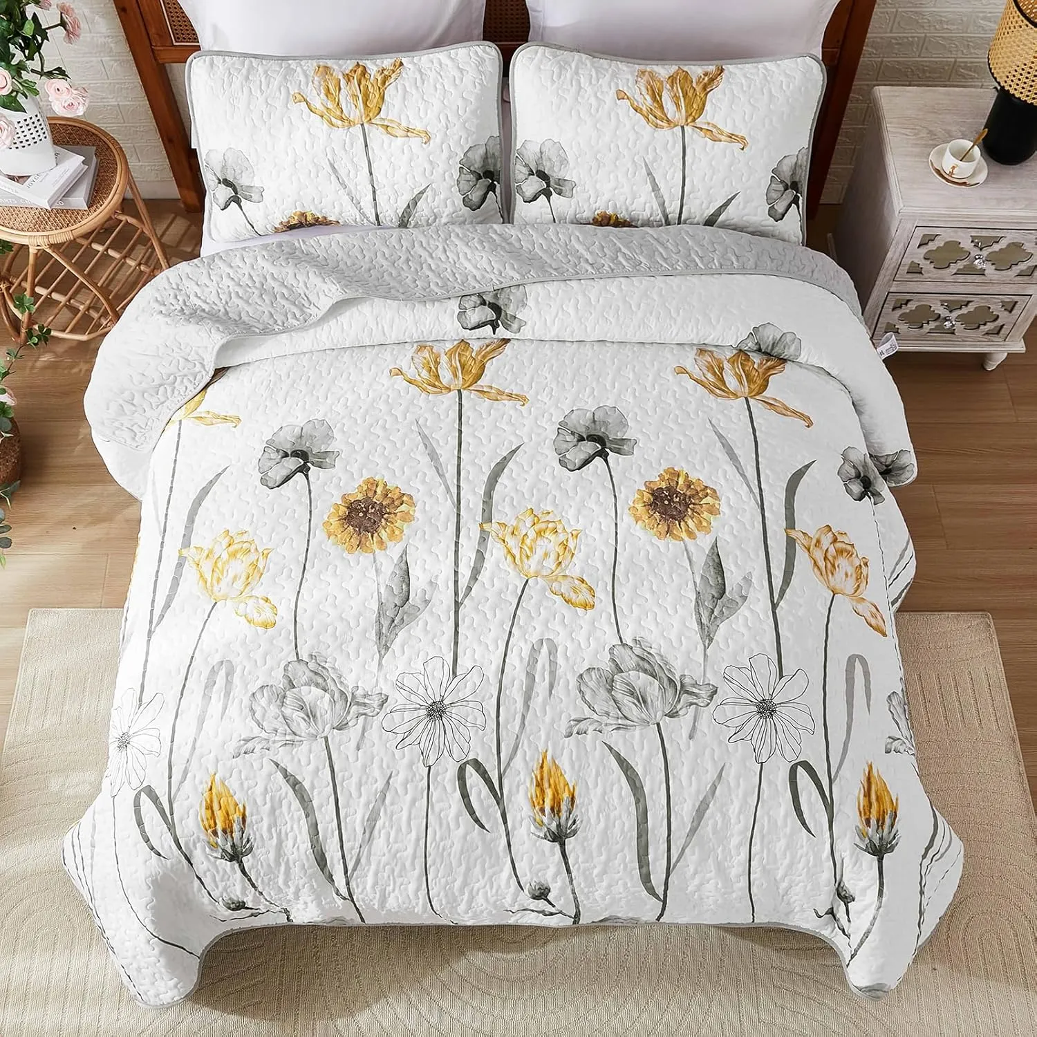 WONGS BEDDING Floral Quilt Set King,Grey and Yellow Bedspread Coverlet Bedding Set with 2 Pillowcase,Lightweight Cute Summer Floral Bedding Set for All Season (104"x90")